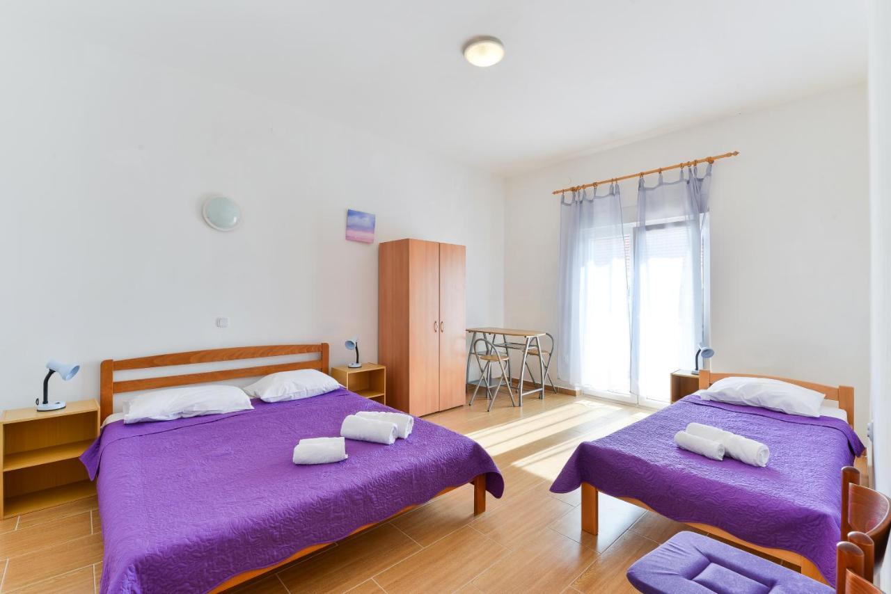 Apartments Lavanda Turanj Exterior foto
